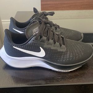 Nike Pegasus size 7.5 Good as new